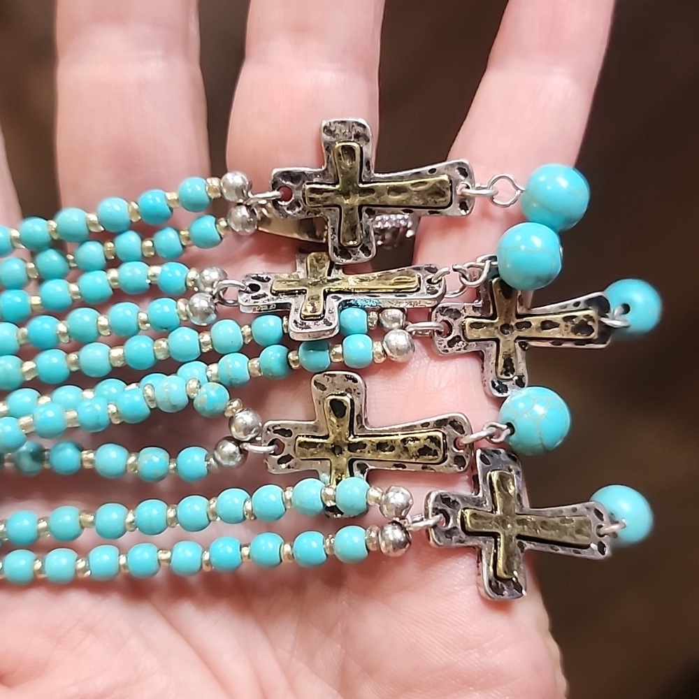 Bundle lot fashion costume jewelry 5 necklaces w cross pendant turquoise color - Picture 6 of 6